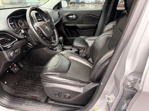 Used 2021 Jeep Cherokee Altitude image 12