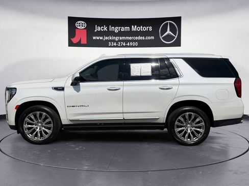 Used 2022 GMC Yukon Denali AWD/4WD image 2