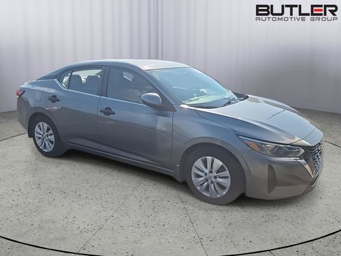 Used 2024 Nissan Sentra S FWD image 2