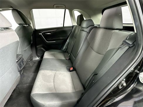 Used 2024 Toyota RAV4 XLE image 23