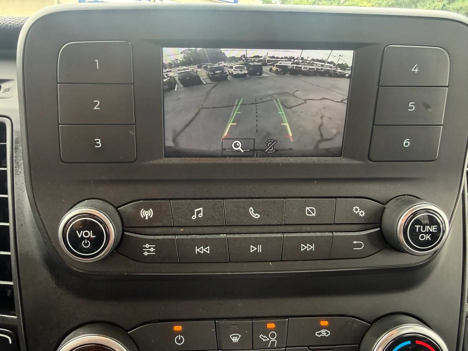 Used 2020 Ford Transit 250 Medium Roof w/ Load Area Protection Package RWD image 27