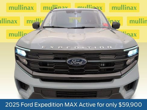 Used 2025 Ford Expedition Max Active image 16