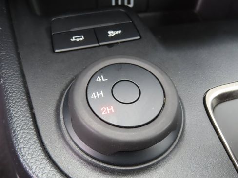 Used 2023 Ford Ranger XLT w/ Equipment Group 301A Mid image 7