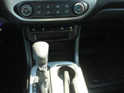 Used 2022 Chevrolet Colorado LT w/ Fleet Safety Package RWD image 21