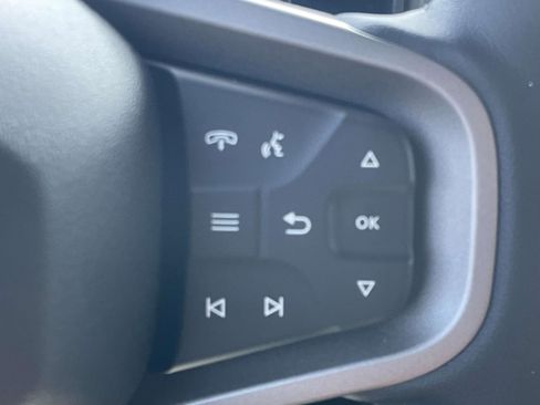 New 2025 Ford Bronco Badlands image 18