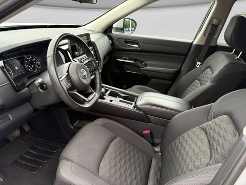 Used 2022 Nissan Pathfinder SV FWD image 9