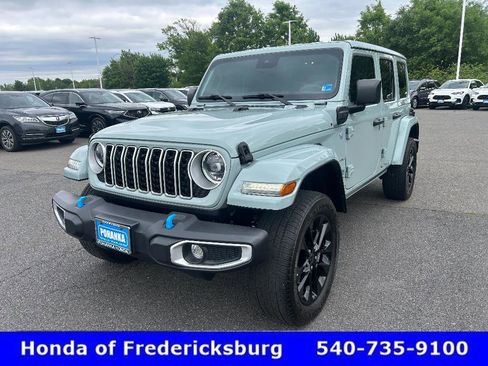 Used 2024 Jeep Wrangler Unlimited Sahara AWD/4WD image 2