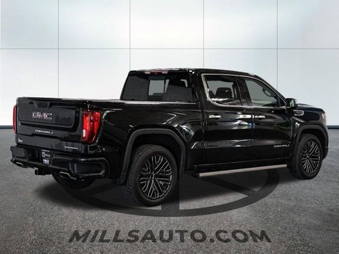 Used 2019 GMC Sierra 1500 Denali w/ Technology Package AWD/4WD image 10
