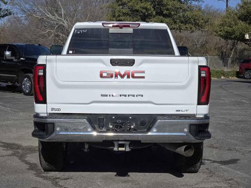 Certified 2025 GMC Sierra 2500 SLT w/ SLT Convenience Package AWD/4WD image 4
