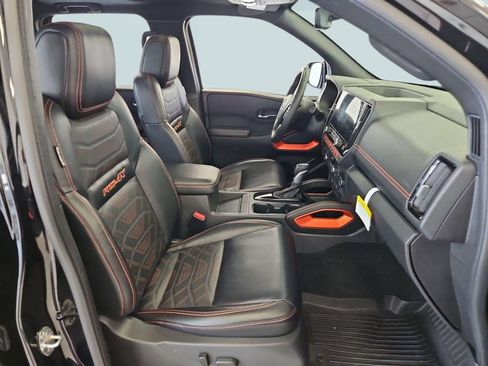 Used 2025 Nissan Frontier PRO-4X w/ Pro Premium Package AWD/4WD image 28