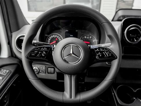Used 2026 Mercedes-Benz Sprinter 2500 image 15