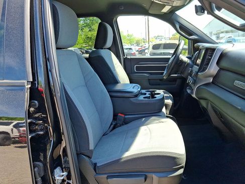 Used 2024 RAM 2500 Big Horn w/ Bed Utility Group image 32