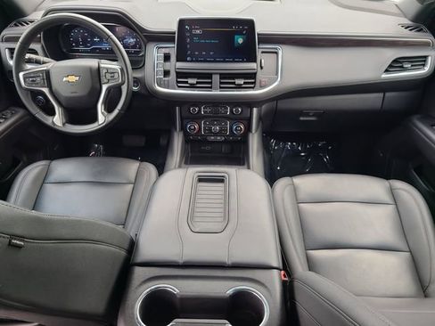 Used 2024 Chevrolet Suburban LT AWD/4WD image 12