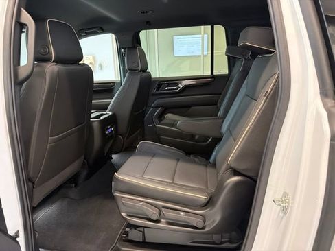 Used 2026 GMC Yukon XL Elevation w/ LPO, Floor Liner Package AWD/4WD image 19