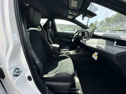 New 2026 Toyota Corolla SE FWD image 21