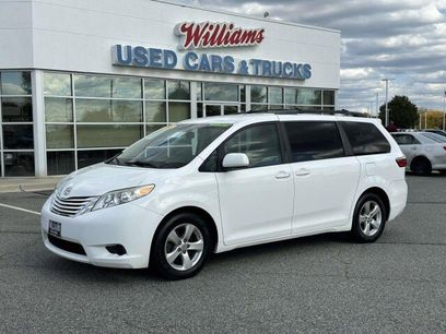Used 2015 Toyota Sienna LE