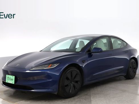 Used 2025 Tesla Model 3 Long Range RWD image 2