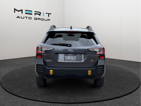 Used 2025 Subaru Outback Wilderness AWD/4WD image 8