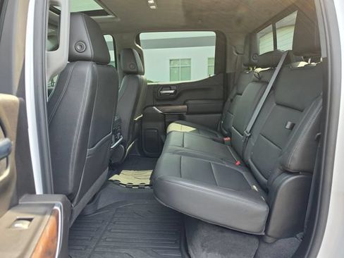 Used 2021 GMC Sierra 1500 SLT w/ SLT Premium Plus Package AWD/4WD image 33