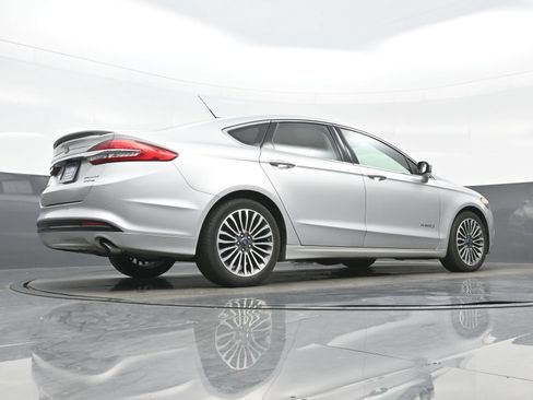 Used 2018 Ford Fusion Titanium FWD image 29