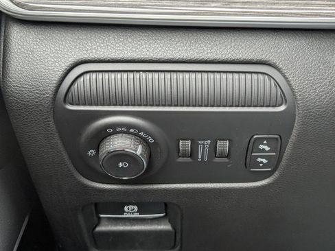 Used 2022 Jeep Wagoneer Series II image 25