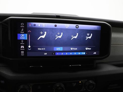 Used 2024 Jeep Wrangler Willys image 22