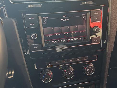 Used 2019 Volkswagen GTI Rabbit Edition image 25