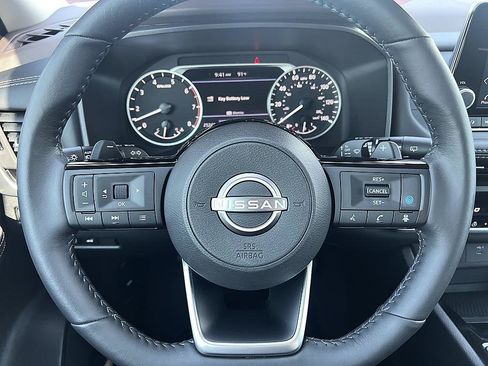 Certified 2023 Nissan Rogue SV w/ SV Premium B Package FWD image 23