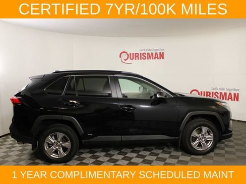 Used 2025 Toyota RAV4 XLE AWD/4WD image 8