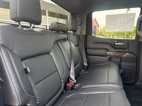 Used 2021 Chevrolet Silverado 1500 LT Trail Boss w/ LPO, Dark Essentials Package AWD/4WD image 23