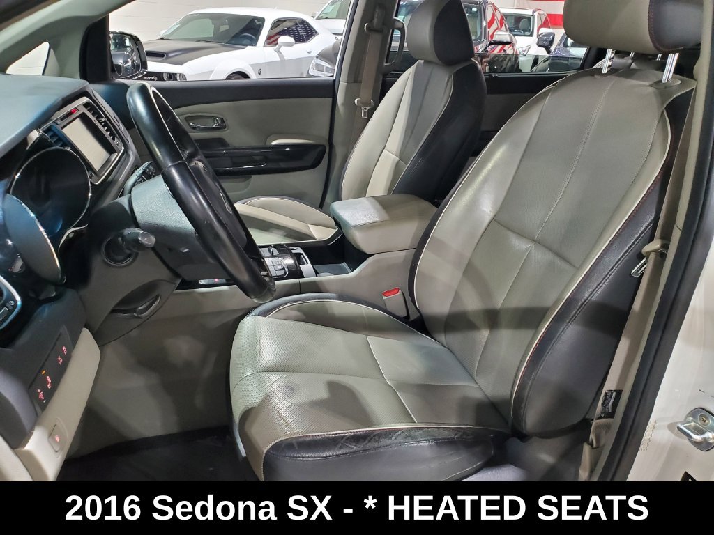 Used 2016 Kia Sedona SX FWD image 6