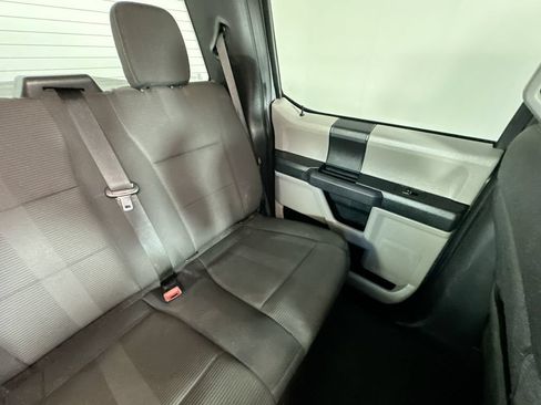 Used 2019 Ford F150 XL w/ Equipment Group 101A Mid AWD/4WD image 14