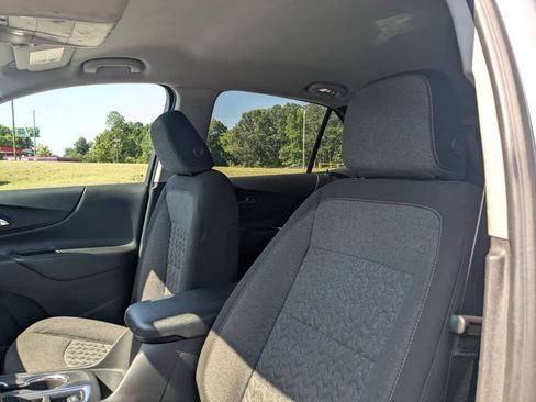 Used 2024 Chevrolet Equinox LT AWD/4WD image 14