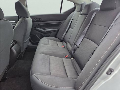 Used 2023 Nissan Altima 2.5 SV FWD image 19