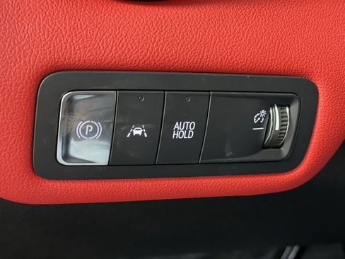 New 2025 Chevrolet Blazer EV RS image 18