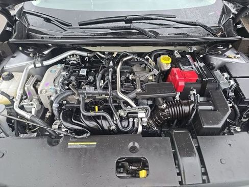Used 2025 Nissan Sentra SV FWD image 17