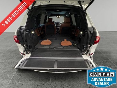 Used 2022 BMW X7 xDrive40i w/ M Sport Package AWD/4WD image 14