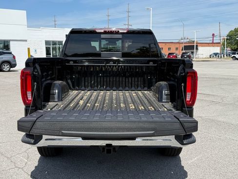 New 2026 GMC Sierra 1500 SLT w/ SLT Premium Package AWD/4WD image 6