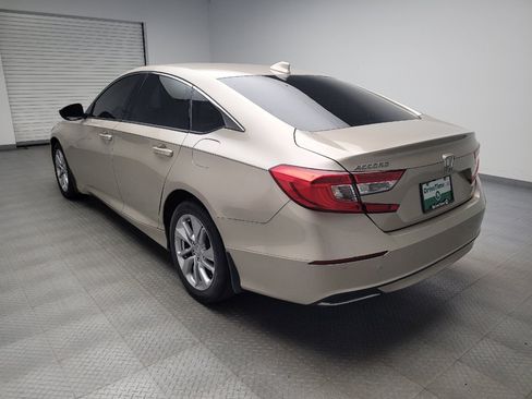 Used 2018 Honda Accord LX image 5