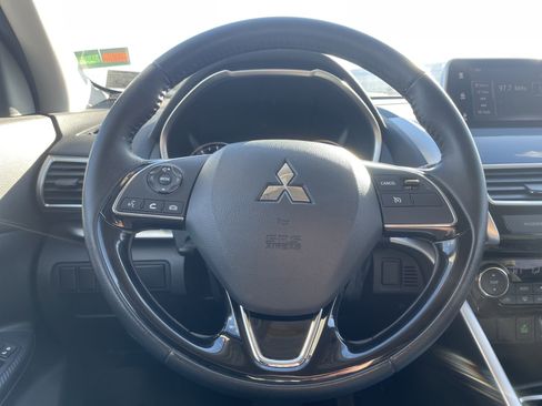 Used 2019 Mitsubishi Eclipse Cross SE image 17