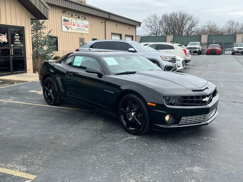 Used 2011 Chevrolet Camaro SS w/ RS Package image 2