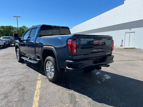 Certified 2023 GMC Sierra 2500 Denali w/ Denali Ultimate Package AWD/4WD image 5