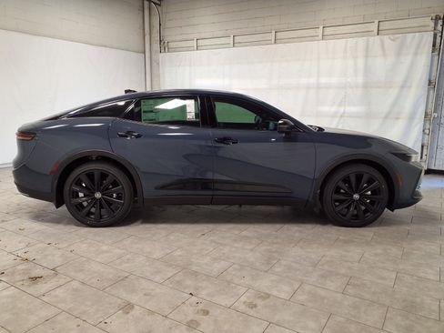 New 2026 Toyota Crown Nightshade image 10