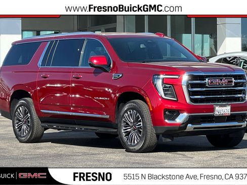 Used 2025 GMC Yukon XL Elevation image 1