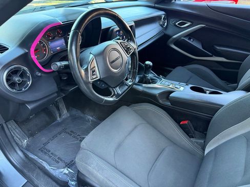 Used 2020 Chevrolet Camaro LT w/ RS Package image 24
