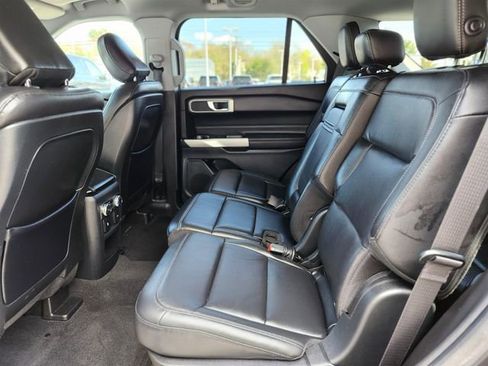 Certified 2020 Ford Explorer XLT w/ Equipment Group 202A AWD/4WD image 16