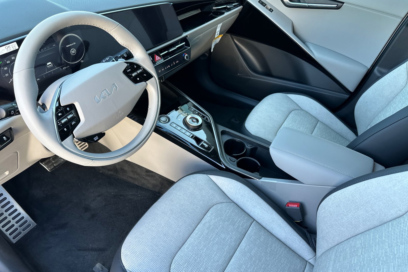 New 2026 Kia Niro Wave FWD image 11