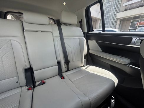 Used 2024 Hyundai Santa Fe SEL FWD image 39