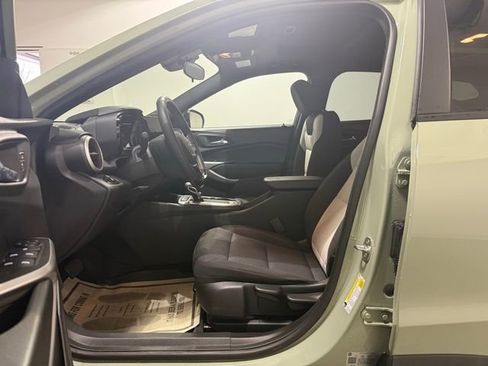 Certified 2024 Chevrolet Trax RS w/ Sunroof Package image 10