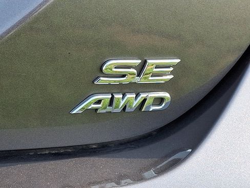 Used 2020 Toyota Camry SE w/ Cold Weather Package AWD/4WD image 10